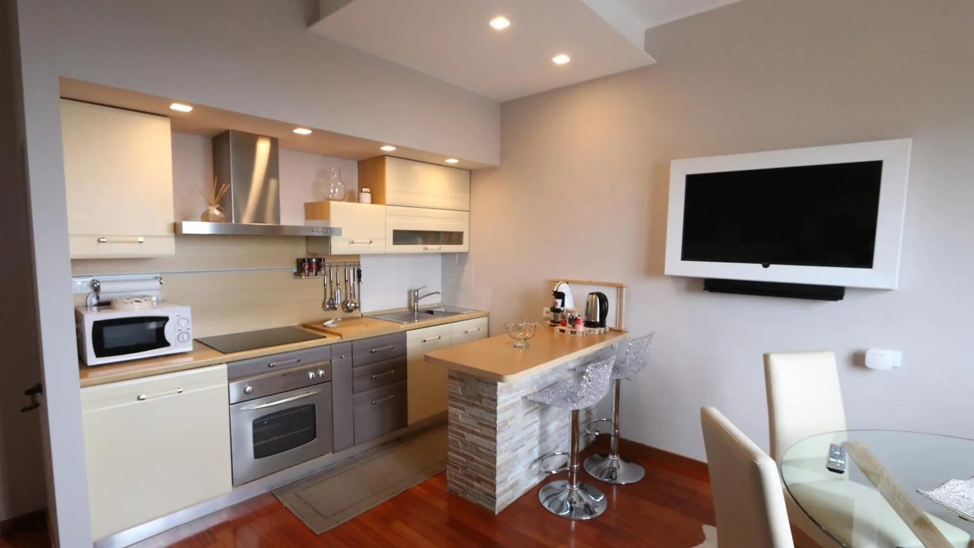 Apartmán Casa Monia Roe 0*,